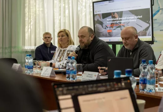 ТРИМАЄМО І РОЗВИВАЄМО ФЛАНГ ОСВІТИ 